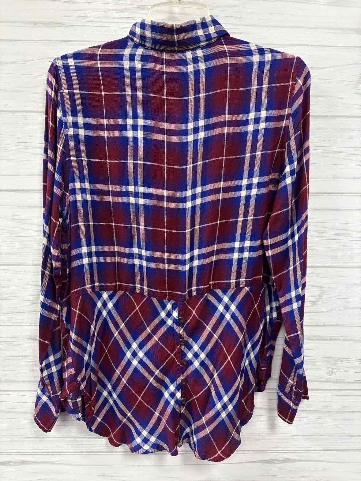 Size M Lucky Brand Shirt