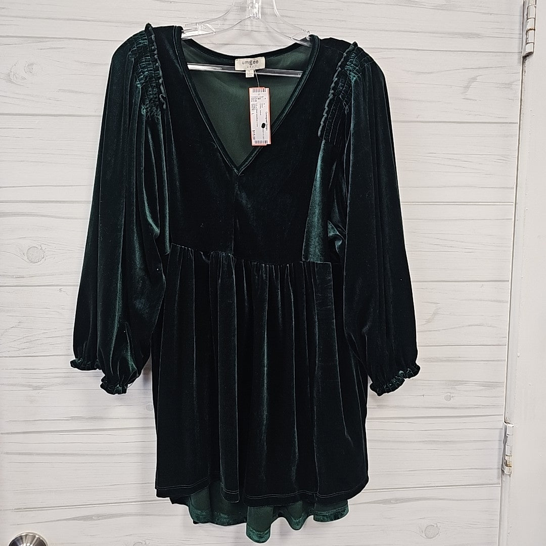 Size L Umgee Shirt