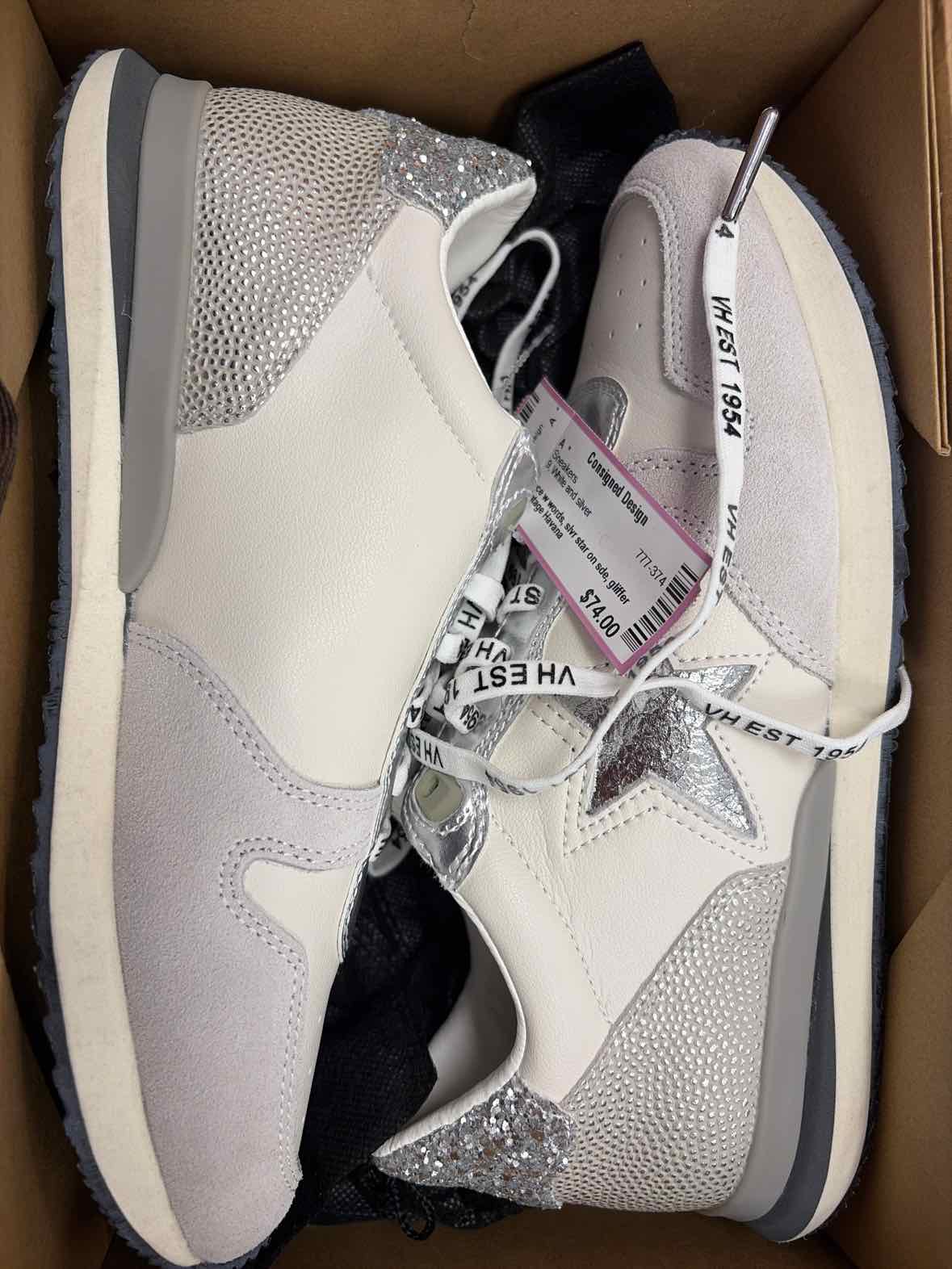 9 Vintage Havana Sneakers