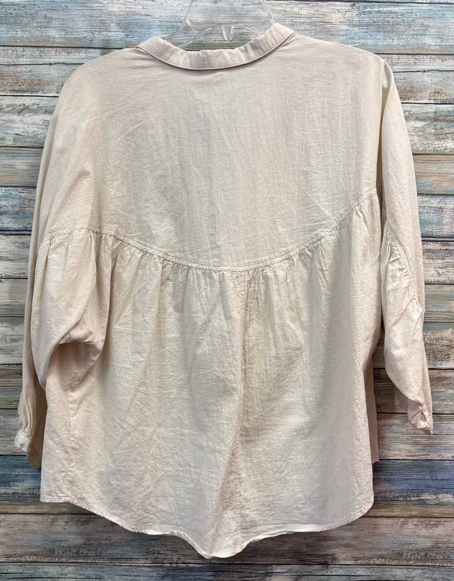 Size S Grace & Carter Shirt