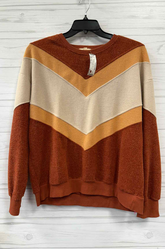 Size S easel Sweater