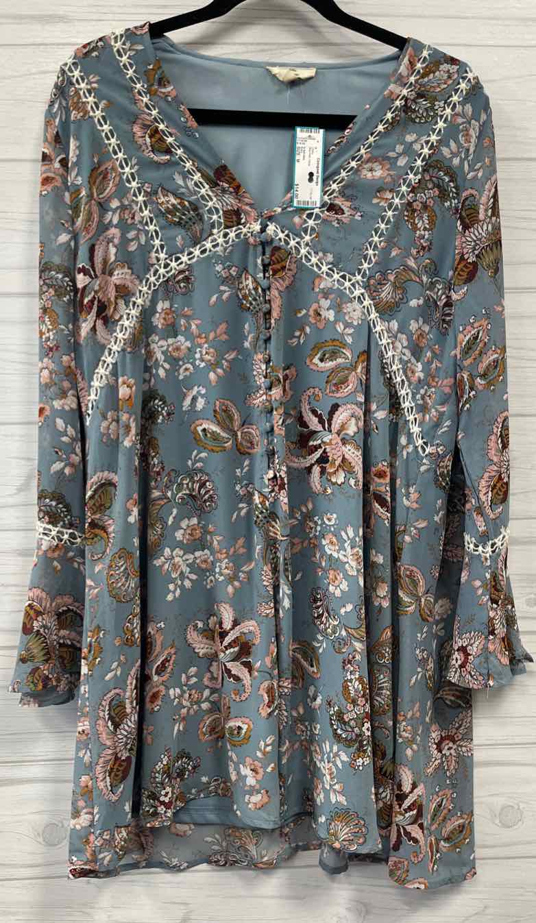 Size M Entro Dress