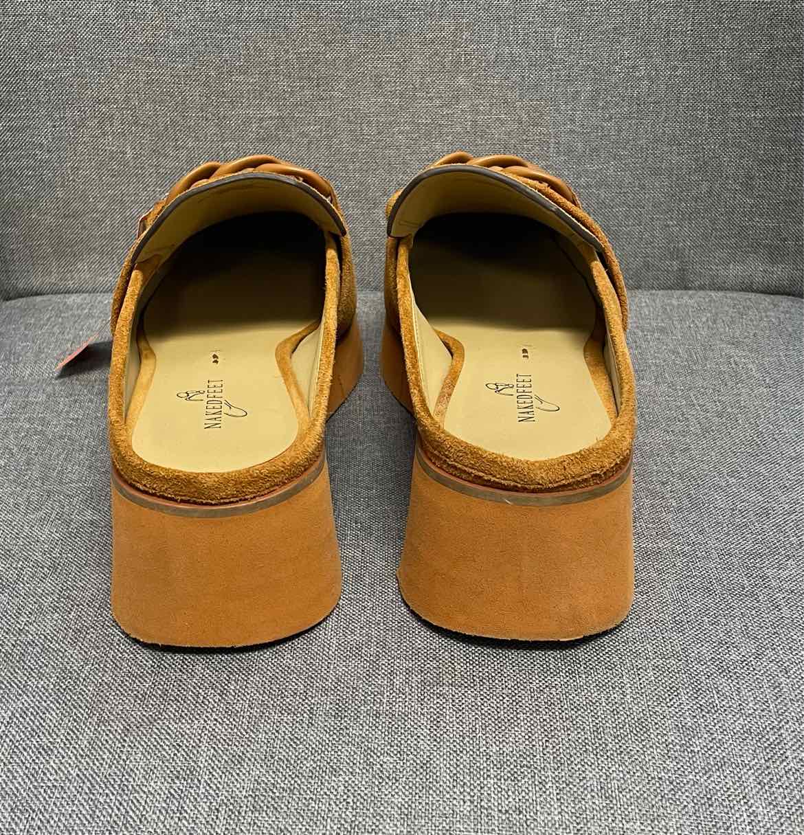 9.5 naked feet Loafers