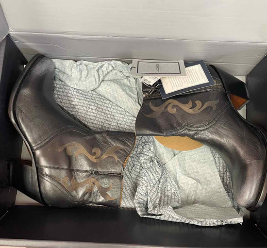 9.5 Lucchese Boots