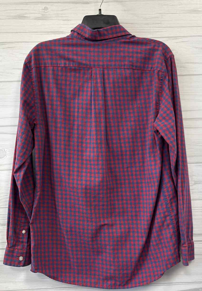 Size XL vineyard vines Shirt