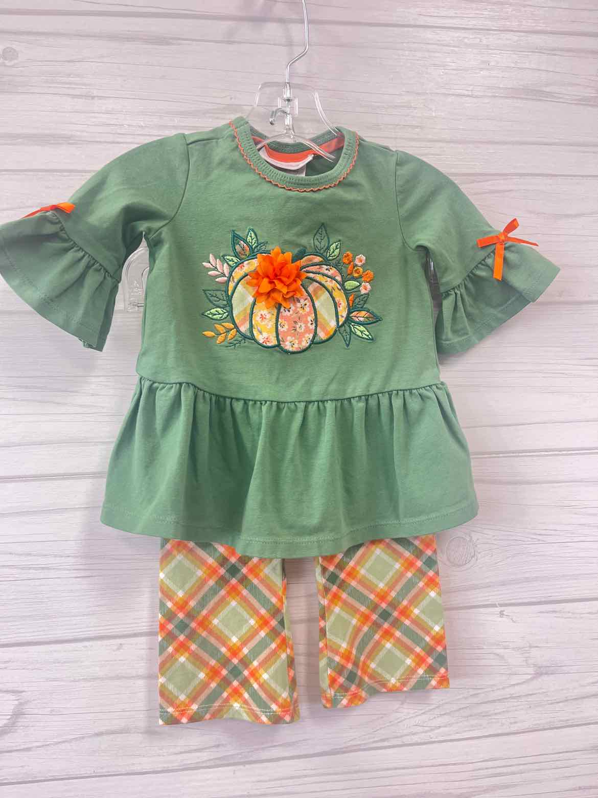 6-9 months Bonnie Baby 2 PC Ensemble