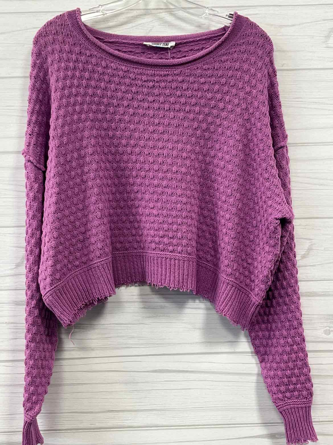 Size M Double Zero Sweater