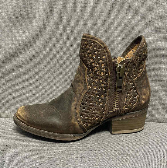 6.5 Circle G Boots