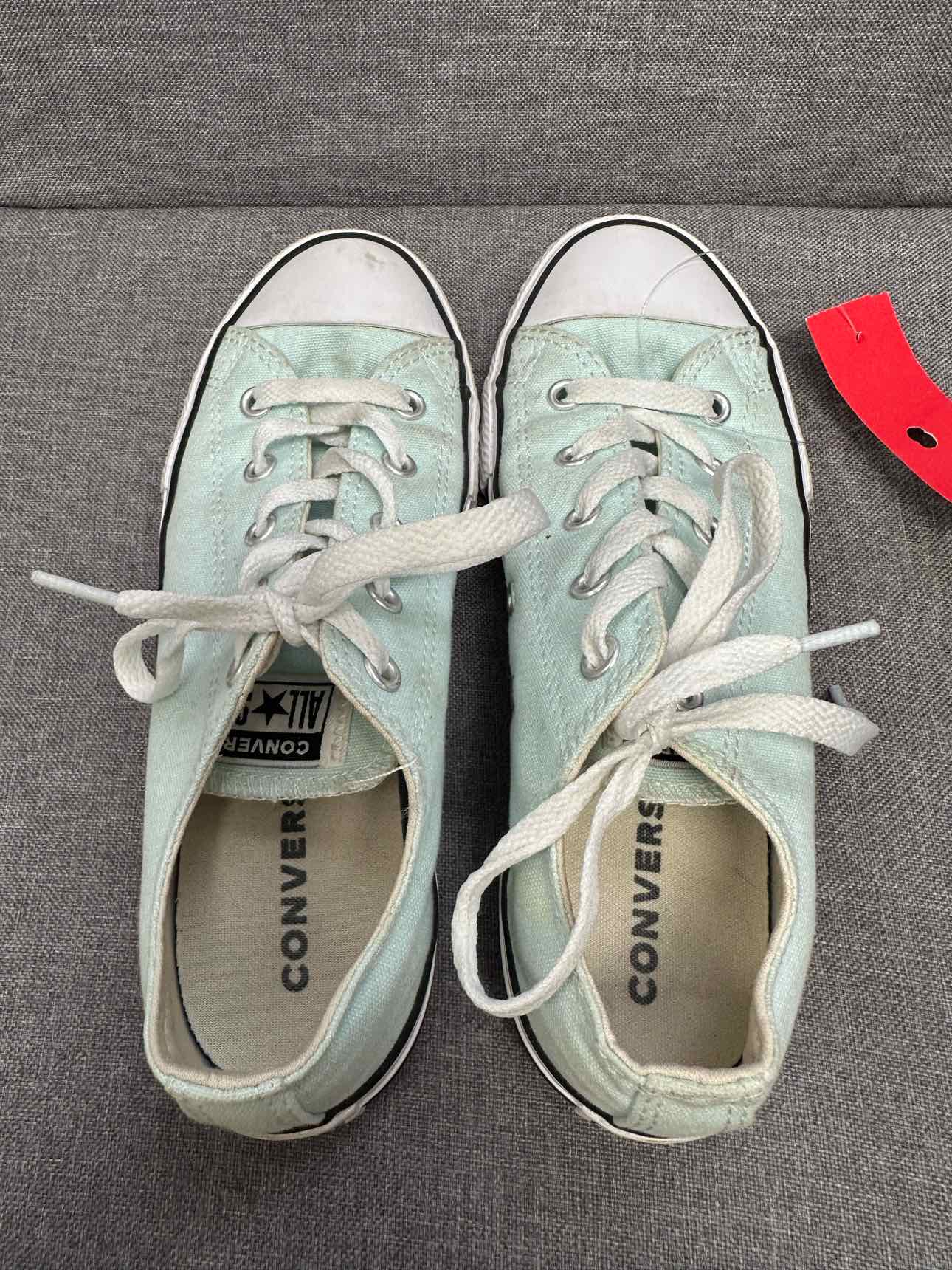 2.5 Converse Shoes/Boots