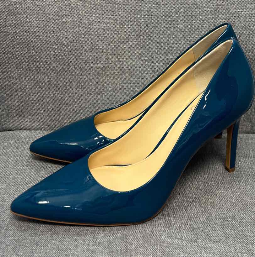 9 Vince Camuto Shoes