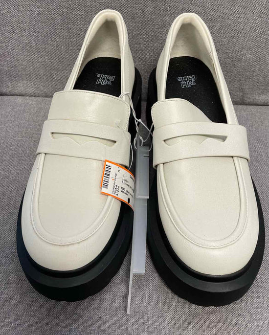 8.5 wild fable Loafers