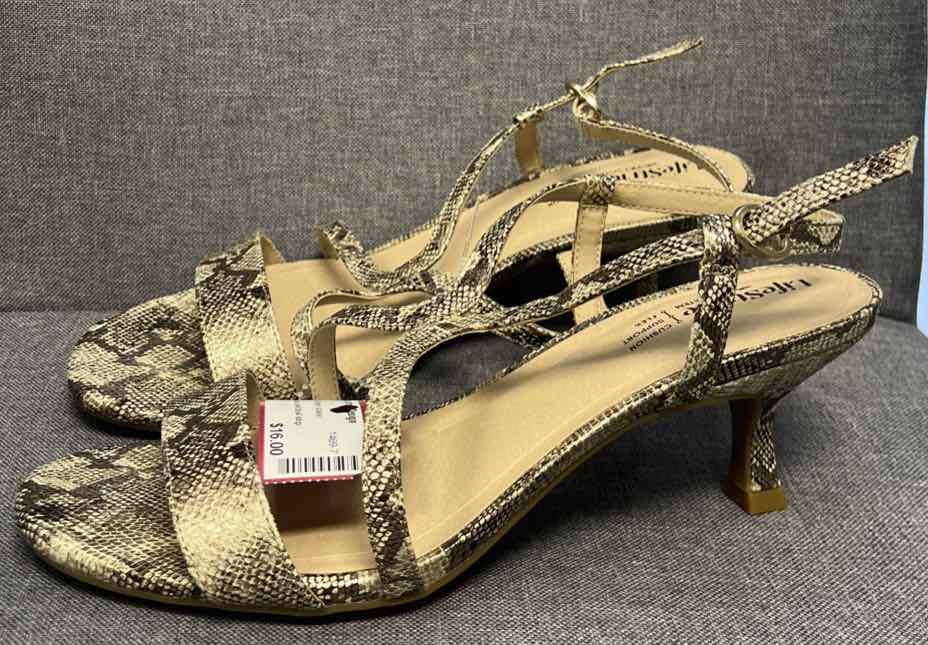 9 Life Stride Shoes