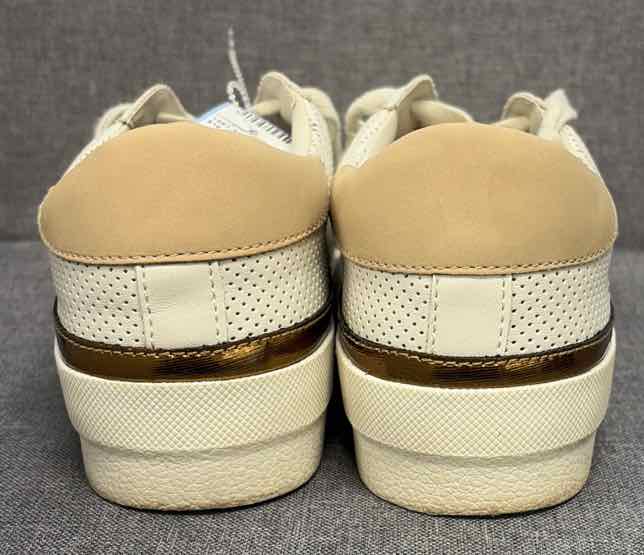 8 Dolce Vita Shoes