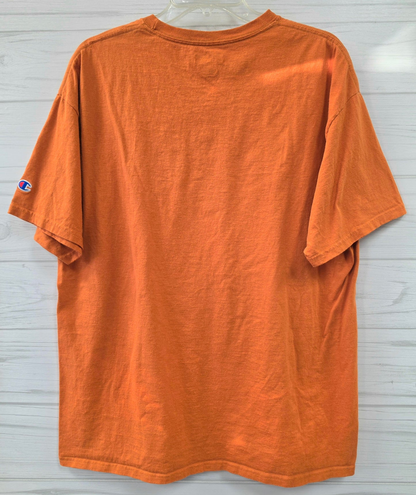 Size XL champion Shirt