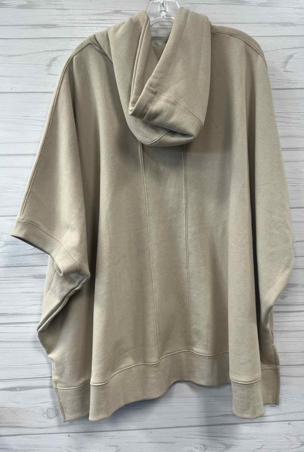 Size M/L Mono B Hoodie