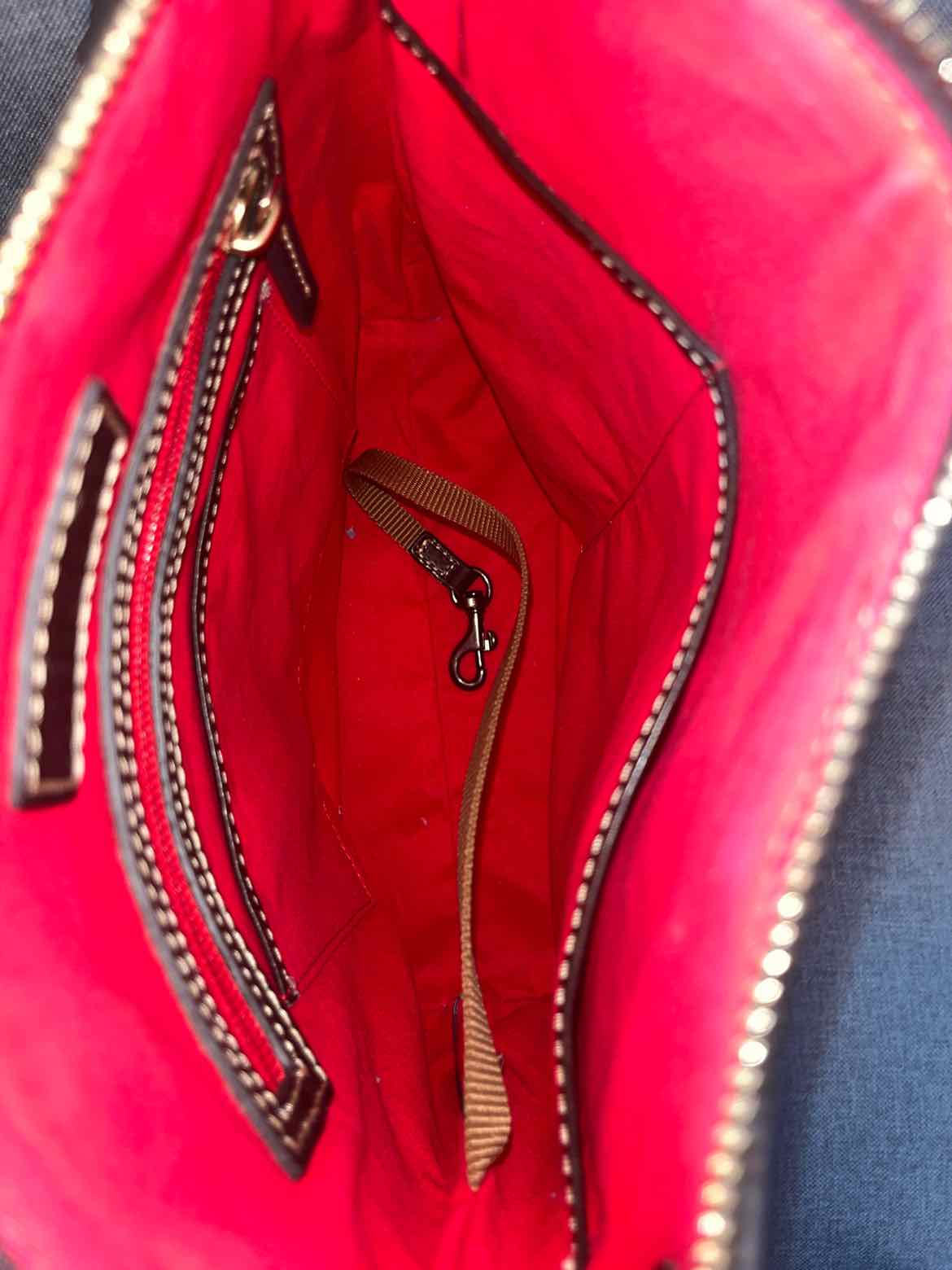 Dooney & Bourke Purse