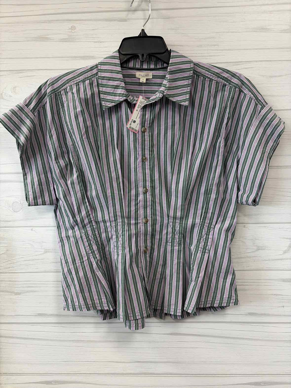 Size M PIlcro Shirt