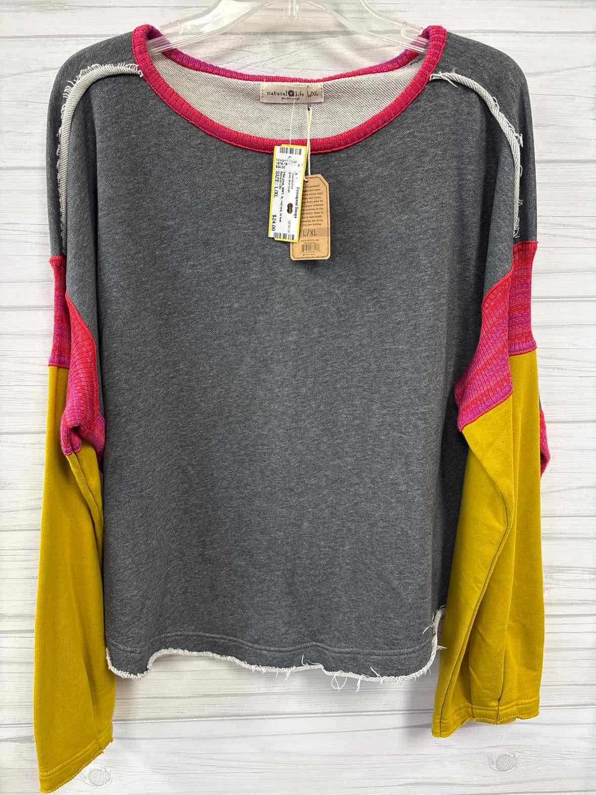 Size L/XL Natural Life Sweatshirt