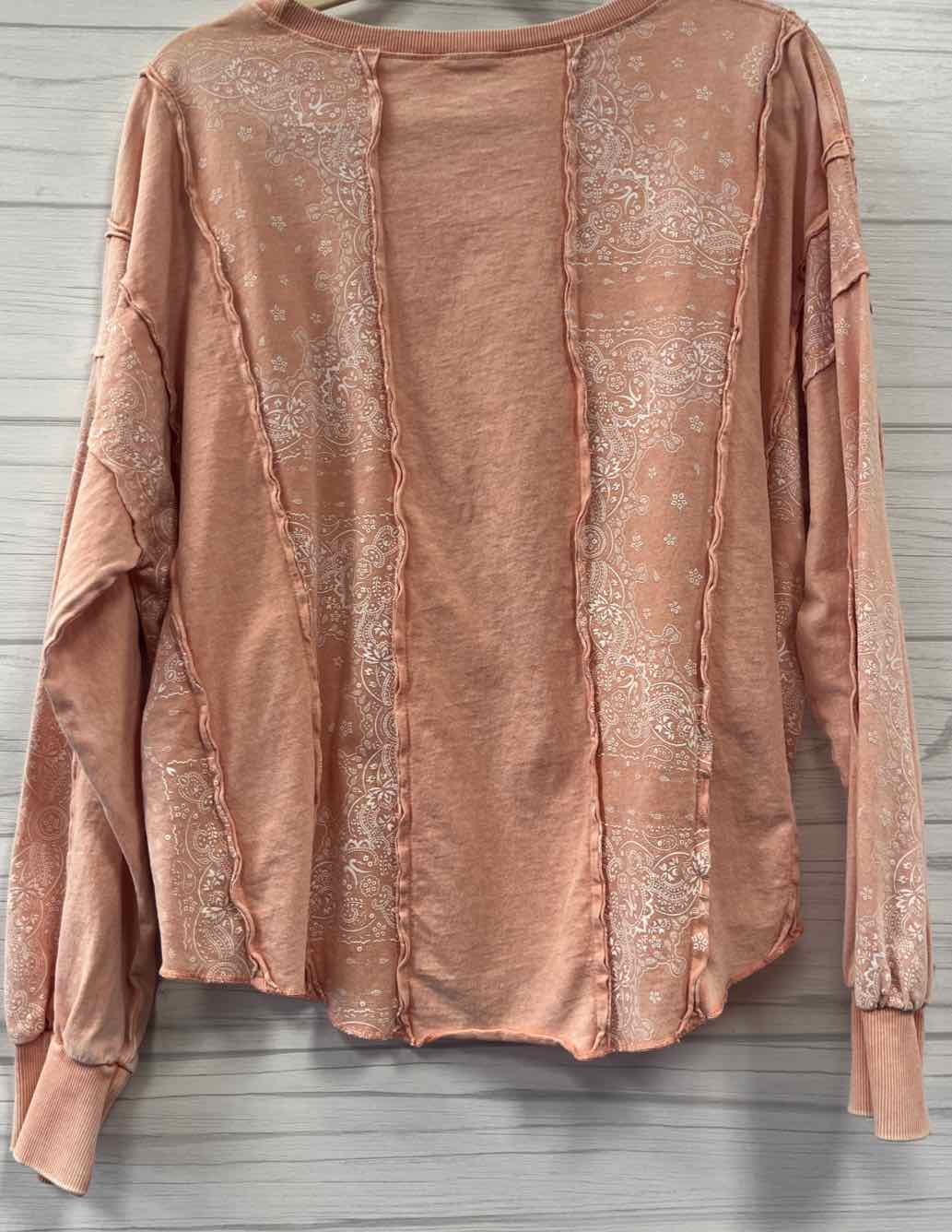 Size S easel Shirt