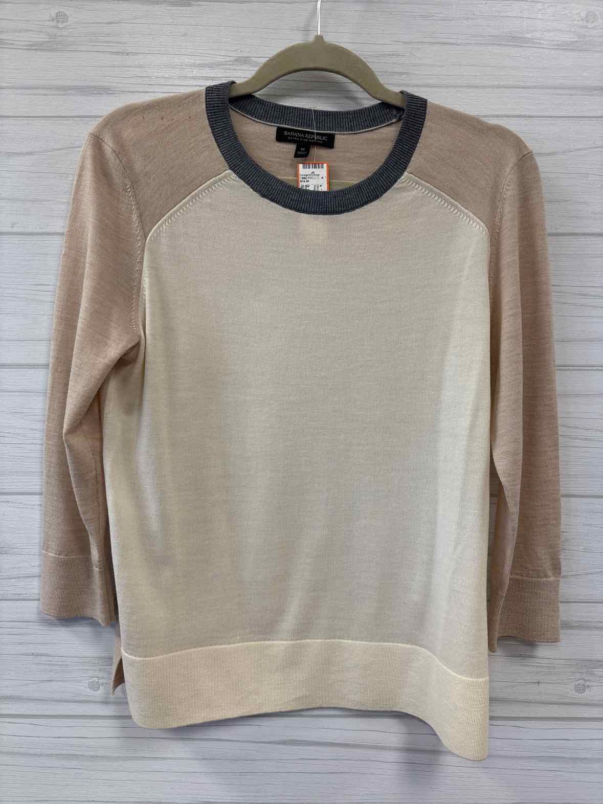 Size M Banana Republic Shirt