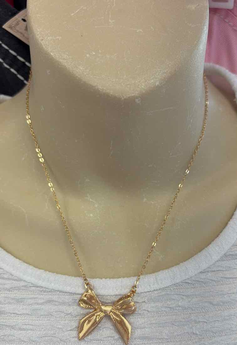Ete Necklace