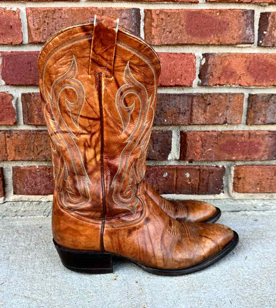 9 Tony Lama Boots