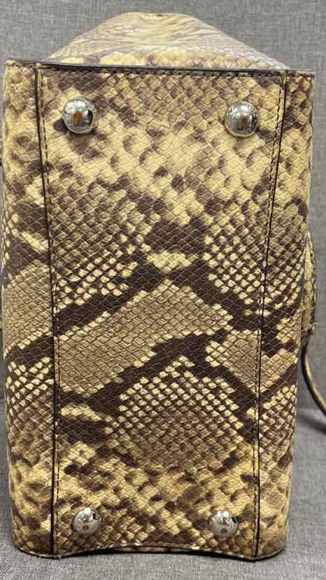 Micheal Kors Purse