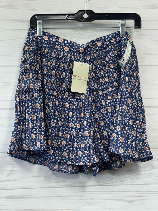 Size L ee:some Shorts