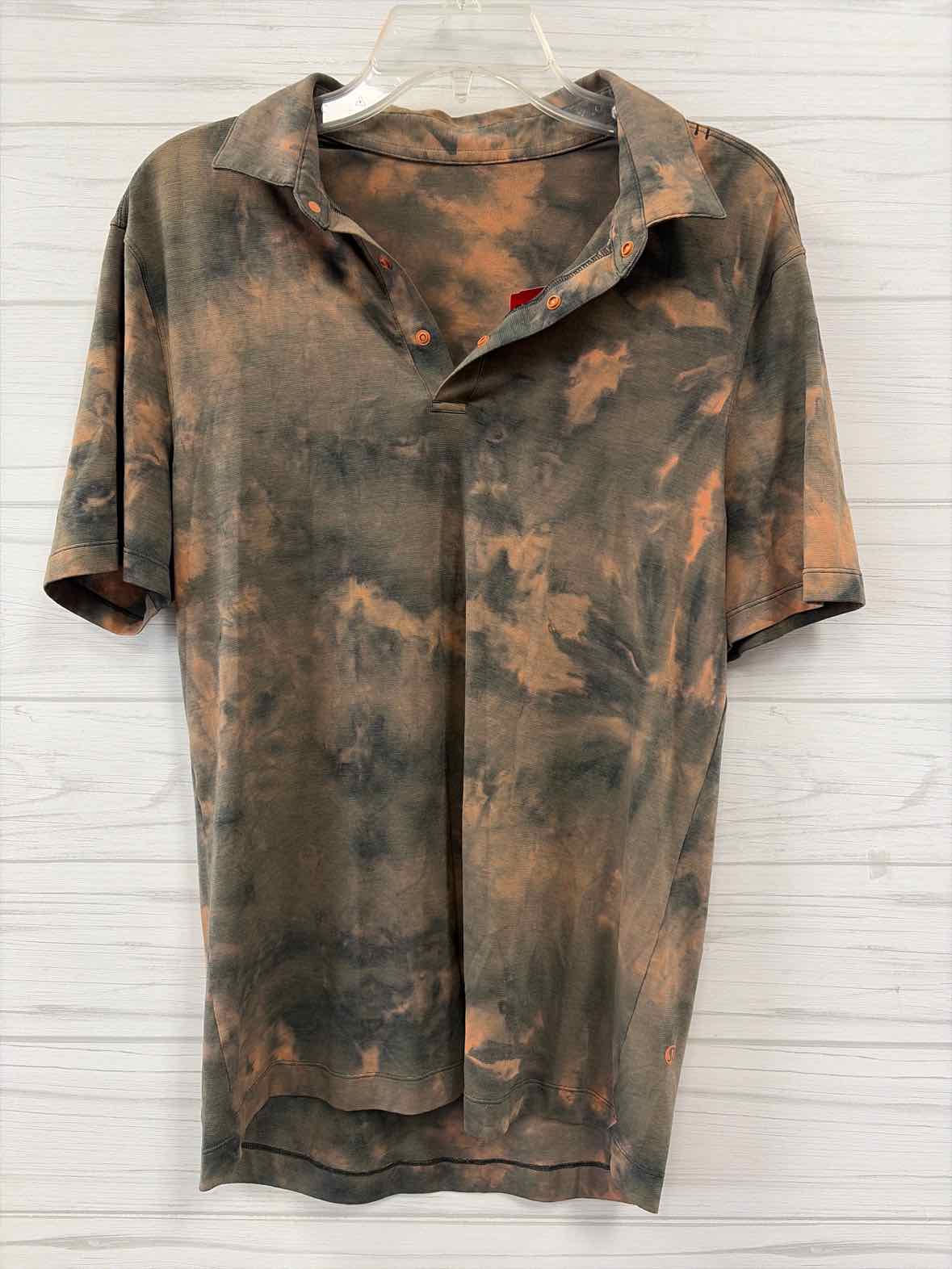 Size M Lululemon Shirt