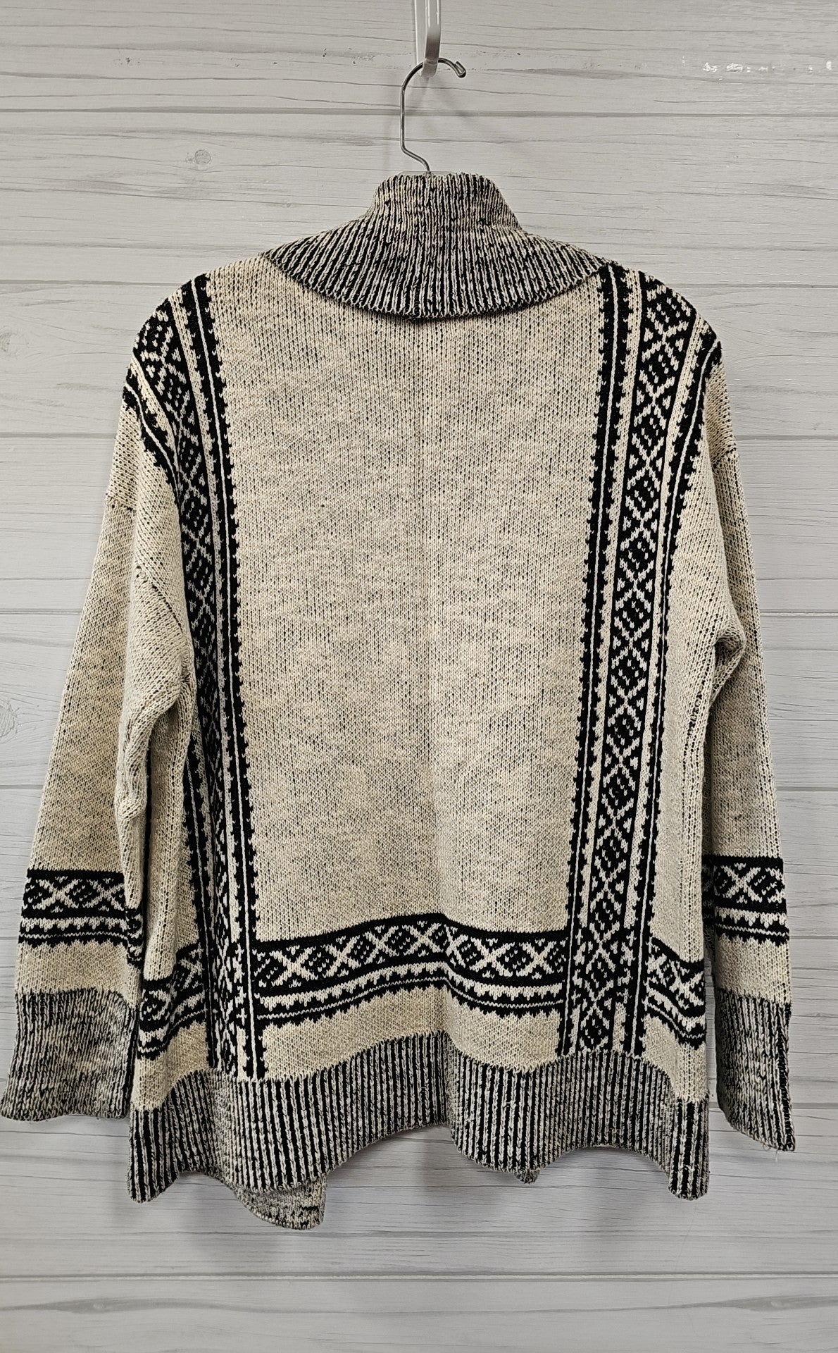 Size 1 Chicos Cardigan