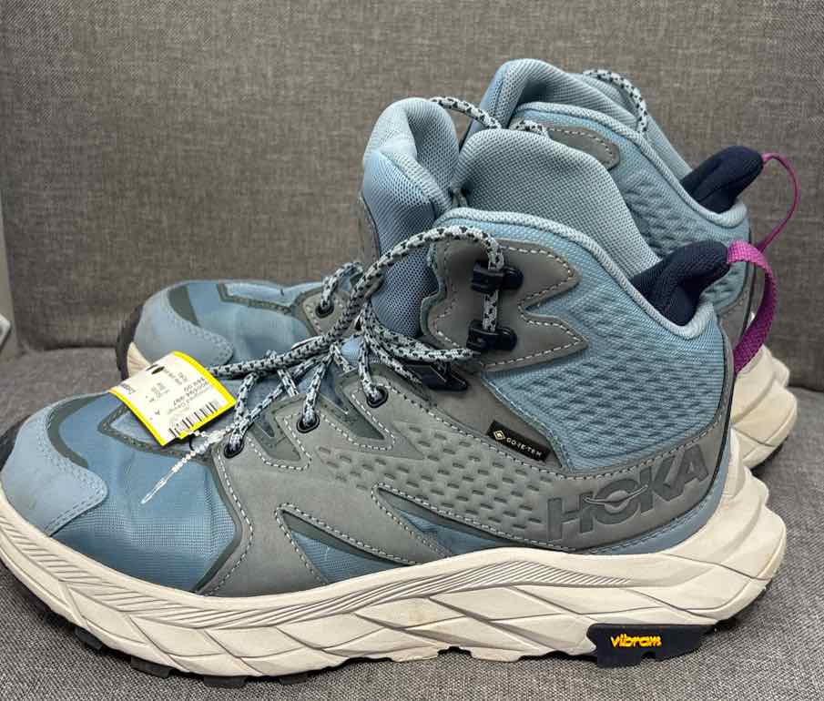 9 Hoka Boots