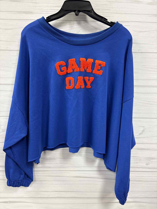 Size L/XL Anna & Ava Sweatshirt