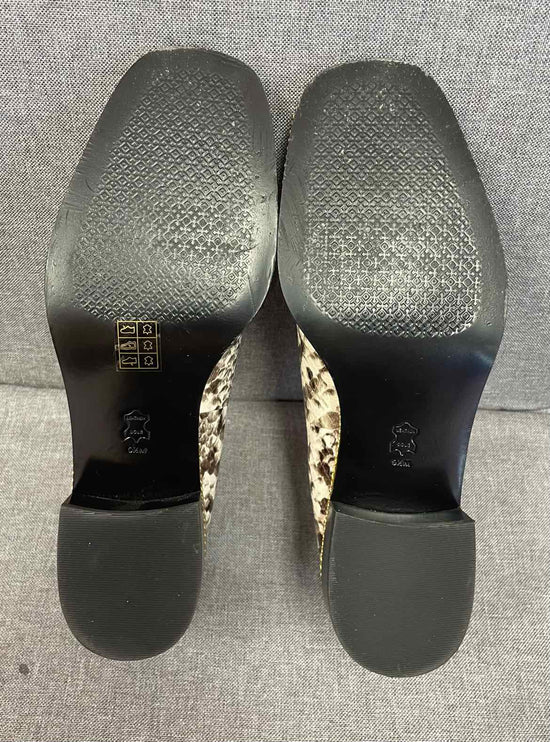 9.5 Tory Burch Shoes