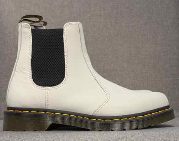 9 Dr.Martens Boots