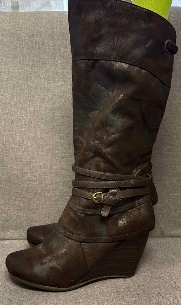 8.5 Baretraps Boots