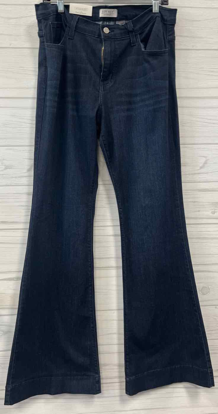 Size 2XL Judy Blue Jeans