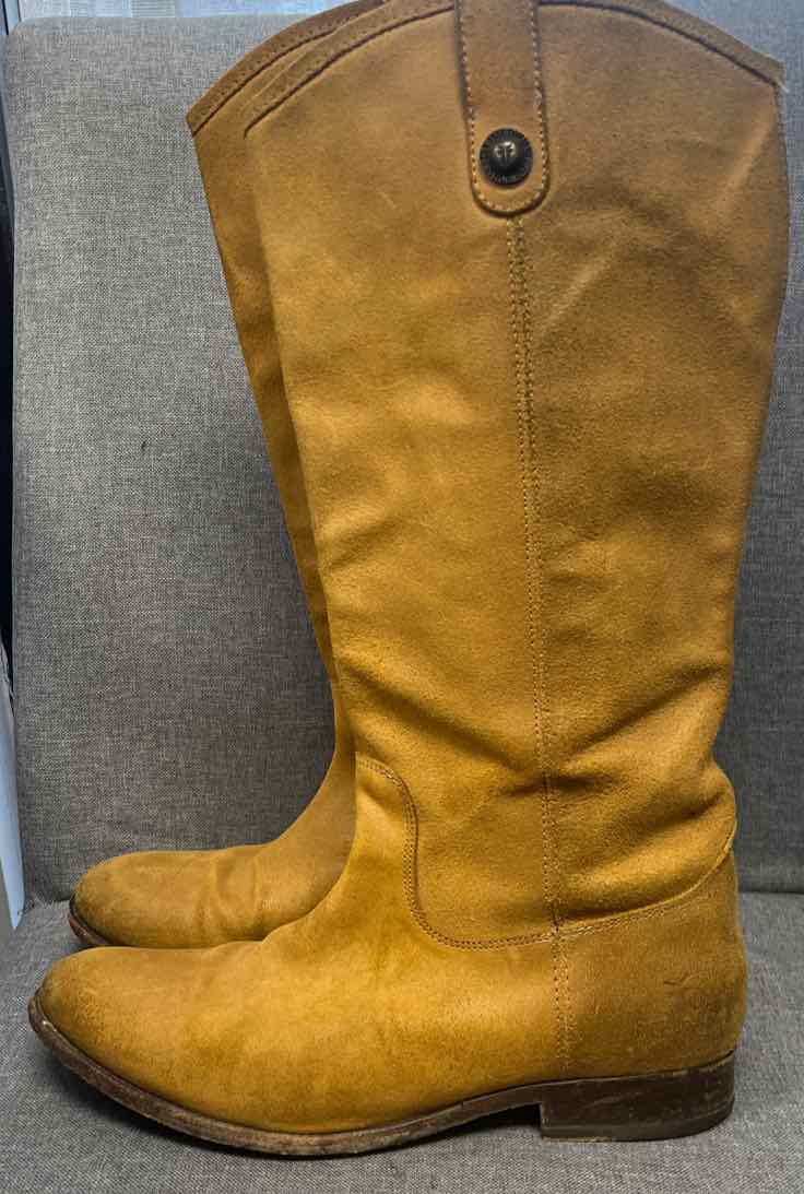 11 FRYE Boots