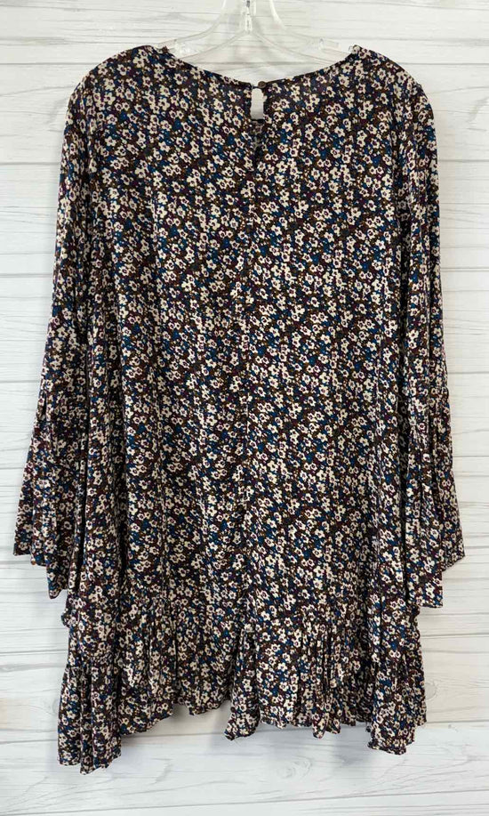 Size S easel Dress