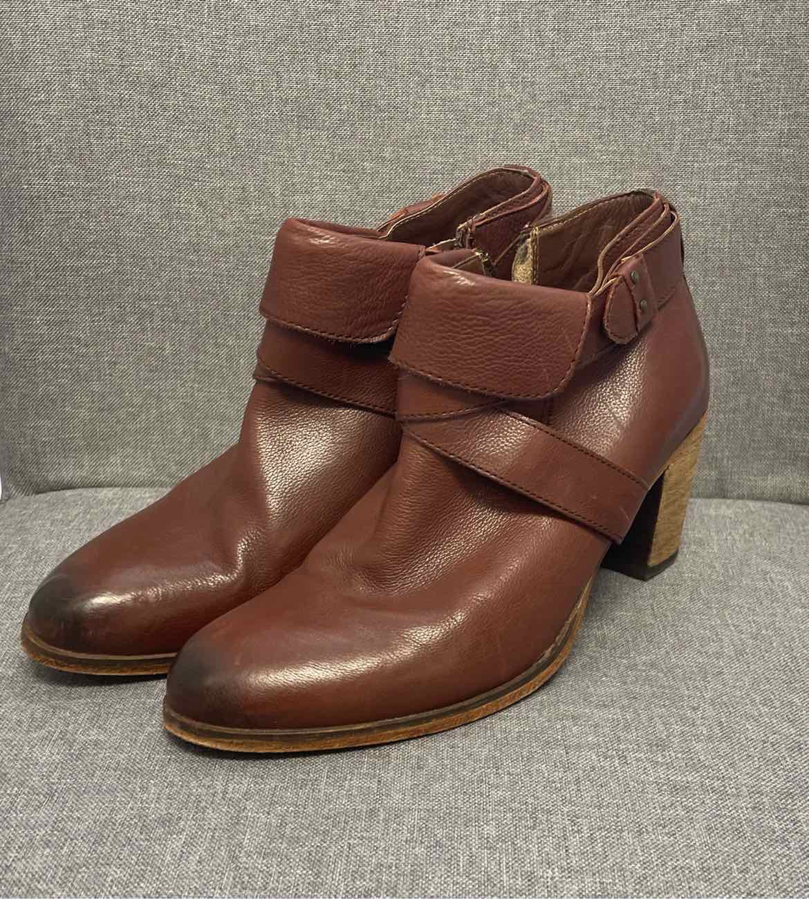 9 Johnston & Murphy Boots