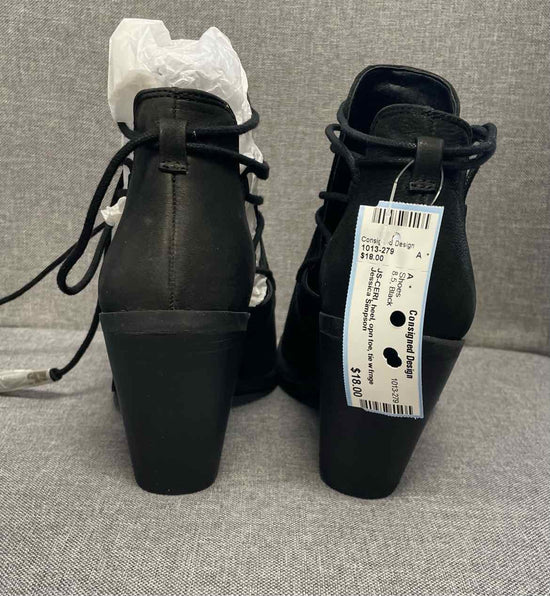 8.5 Jessica Simpson Shoes