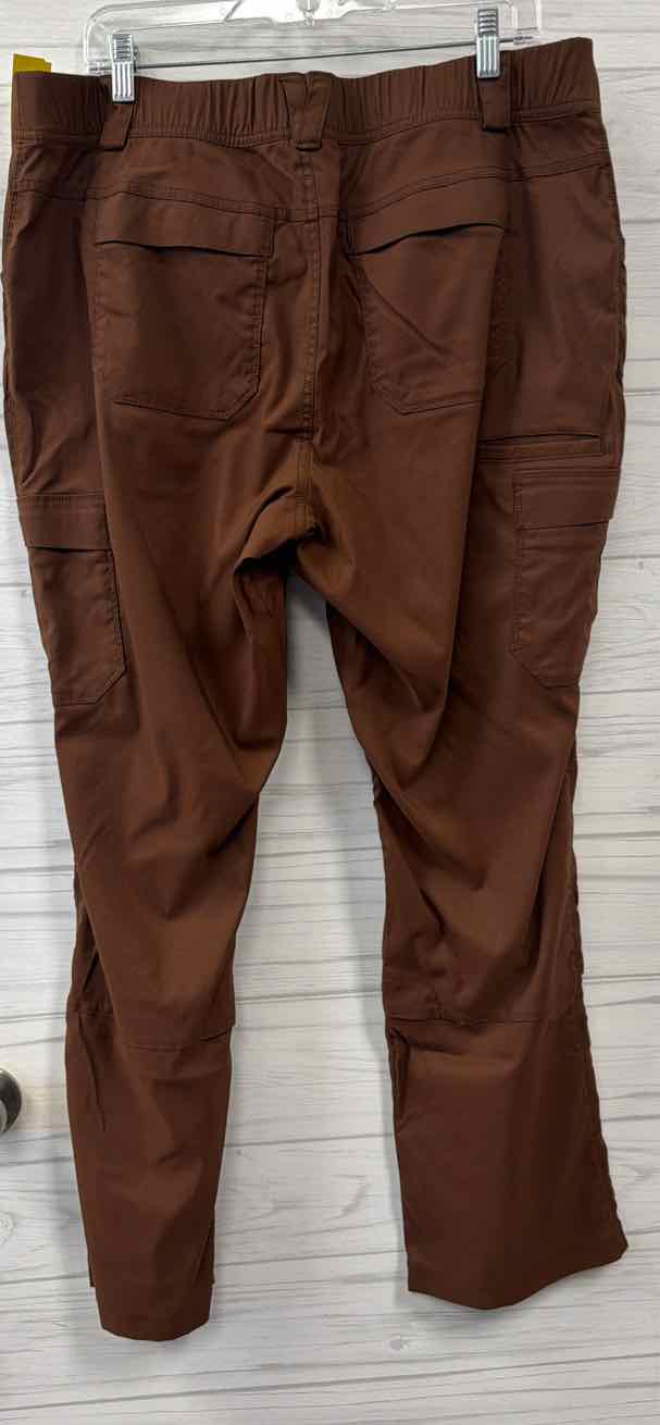 Size 18/32 Duluth Pants