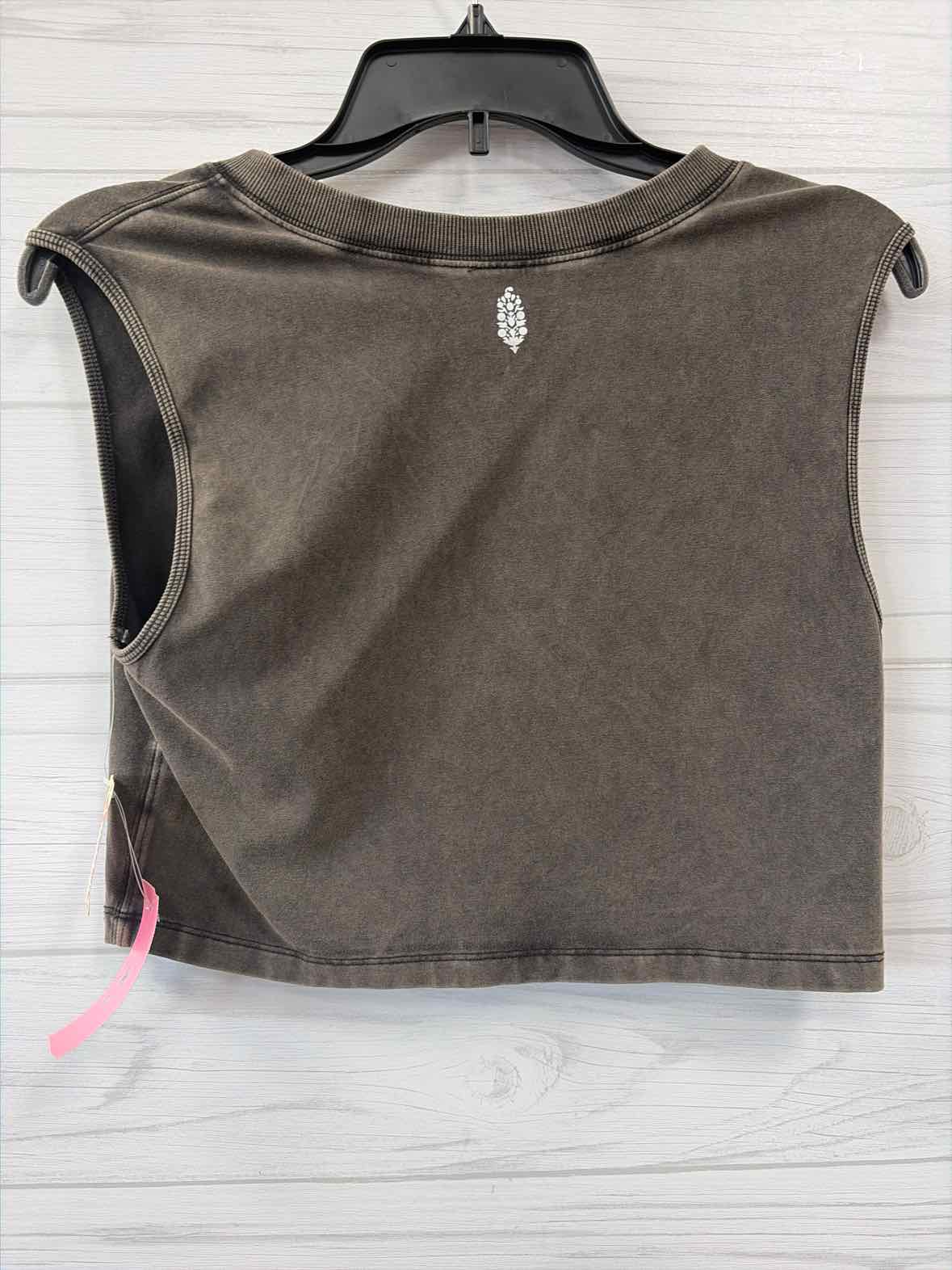 Size L fp movement Tank Top