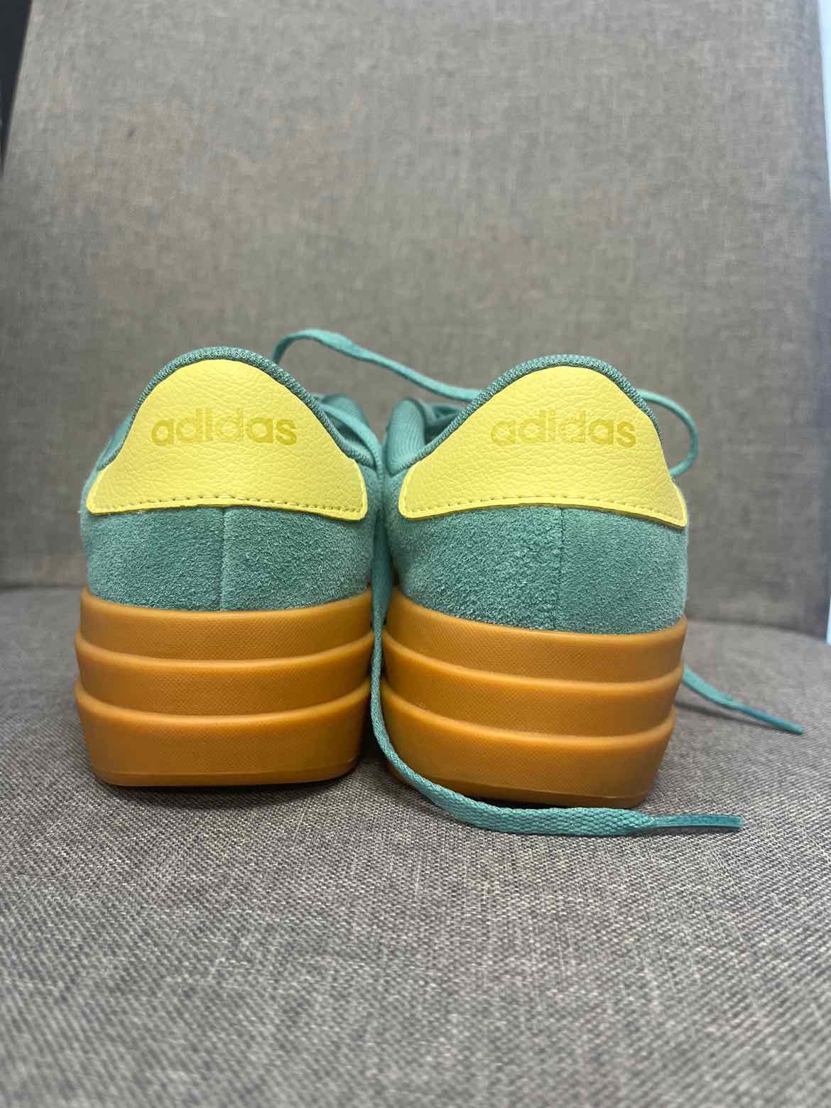 4 adidas Shoes/Boots