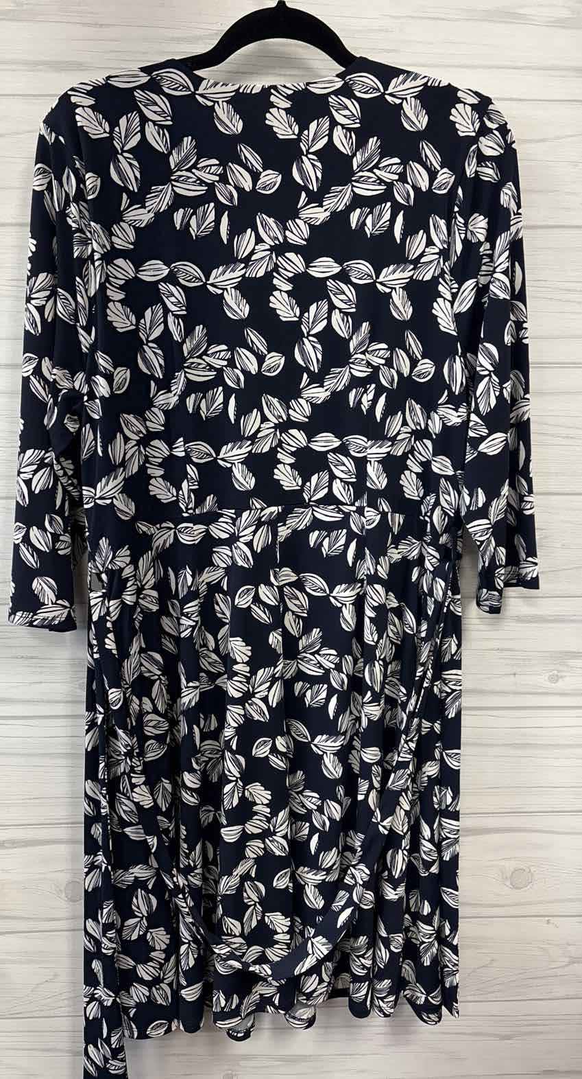 Size 1X 41 Hawthorne Dress