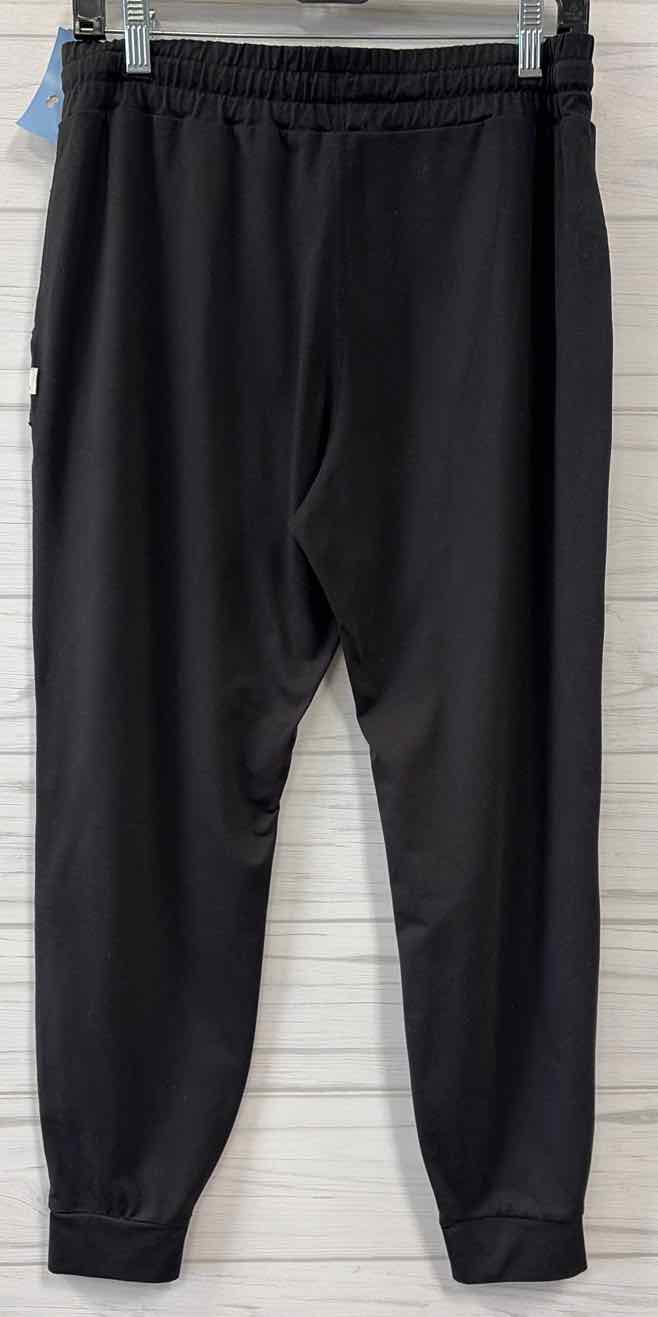 Size M Vuori Sweater