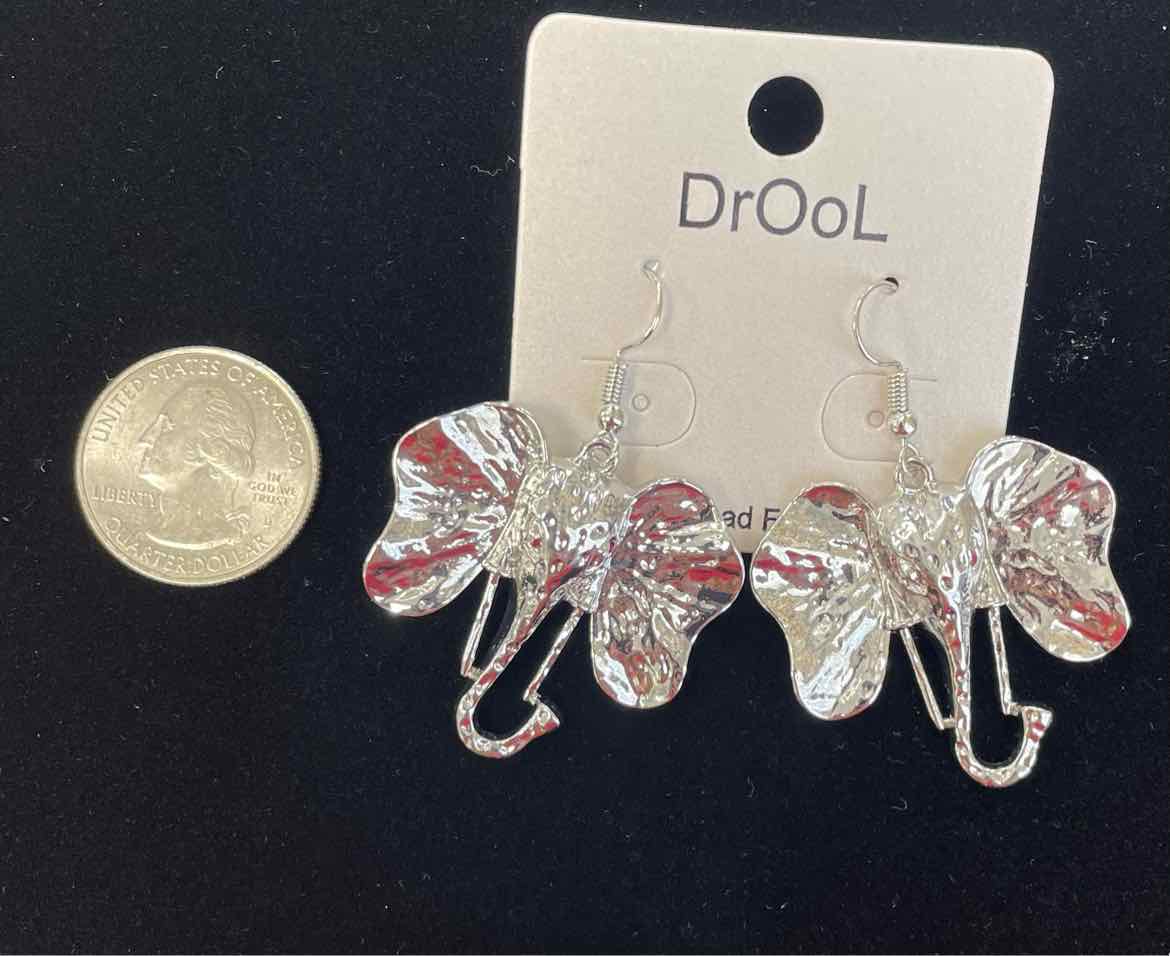 Drool Earrings