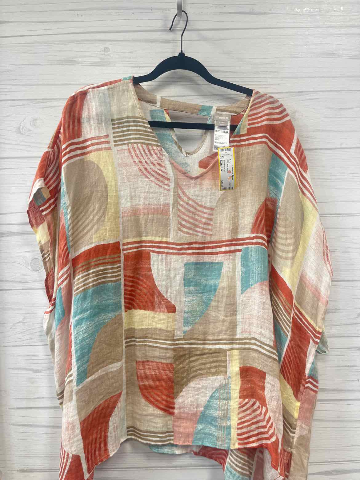 Size L/XL Chicos Shirt