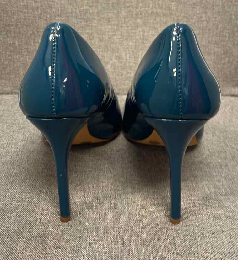 9 Vince Camuto Shoes