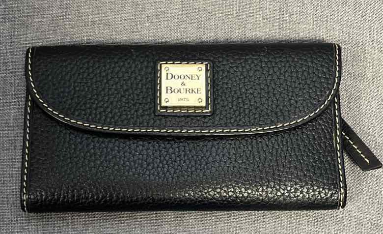 Dooney & Bourke Purse