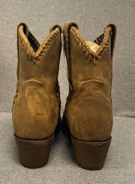 7.5 lane Boots